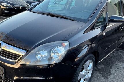 Opel Zafira 219.500 km 1.900 &euro; Detmold 32758