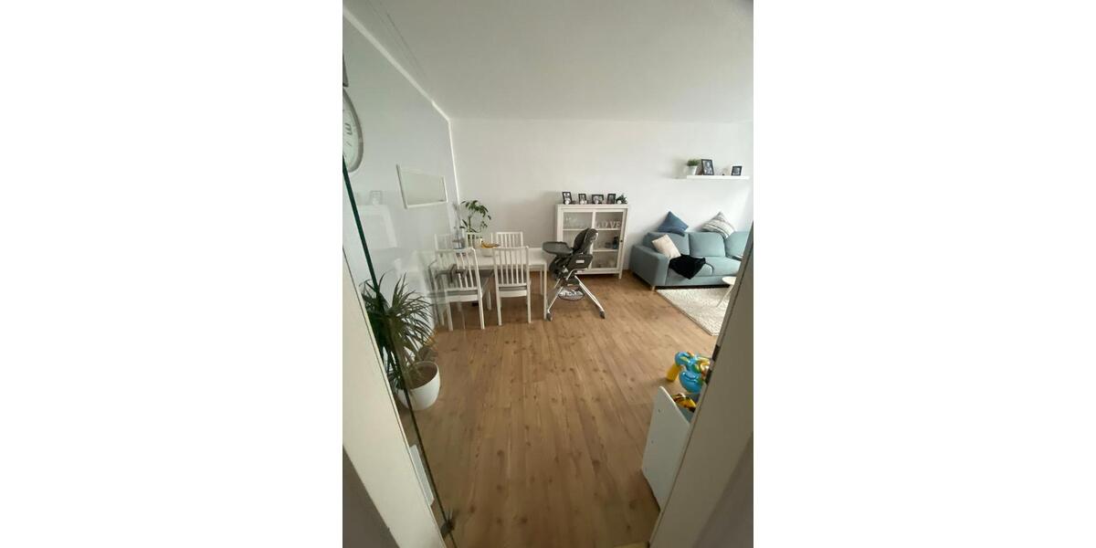 WBS !!!Zentrale Obergeschosswohung in Steinheim 2 zimmer