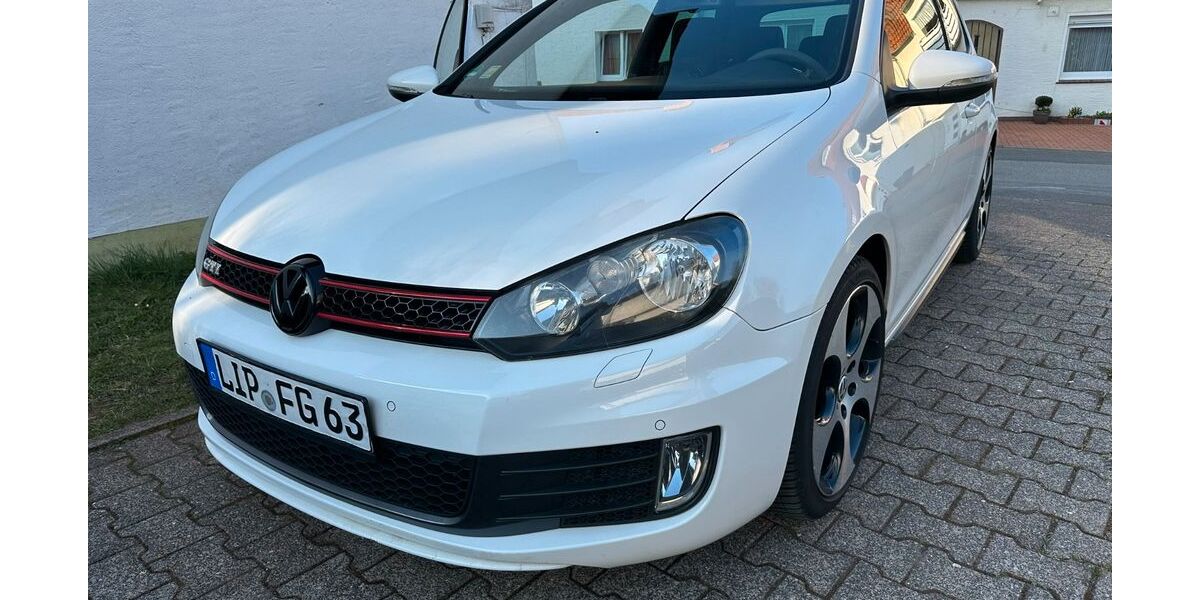VW Golf 148.500 km 9.900 &euro; Horn-Bad Meinberg 32805