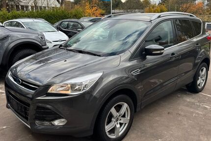 Ford Kuga 135.000 km 8.900 &euro; Detmold 32758