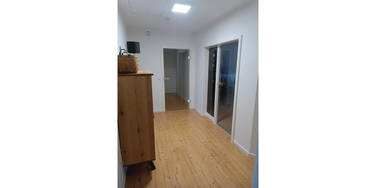 Dachgeschoßwohnung Oerlinghausen - 3 Zimmer, 90 m&sup2;, 260.000&euro; | Angebot:25632637