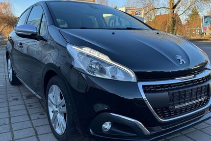 Peugeot 208 86.970 km 8.399 &euro; Paderborn 33104