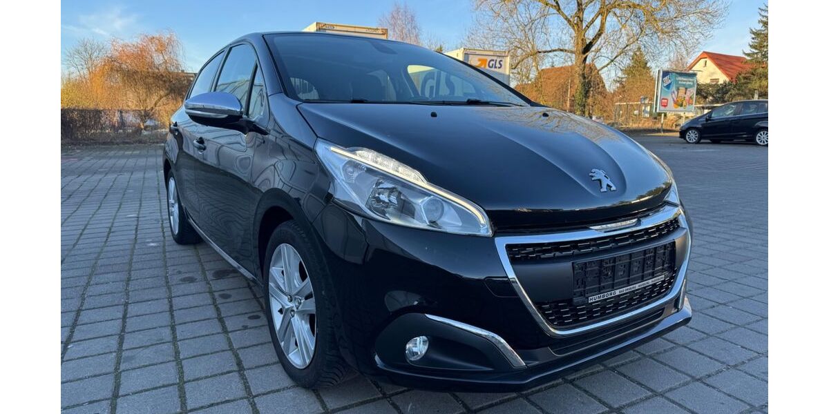 Peugeot 208 86.970 km 8.399 &euro; Paderborn 33104