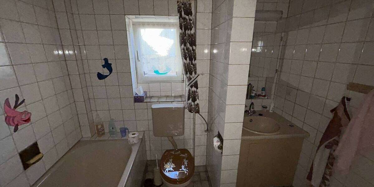 Einfamilienhaus Marsberg Niedermarsberg - 5 Zimmer, 110 m&sup2;, 125.000&euro; | Angebot:26787228