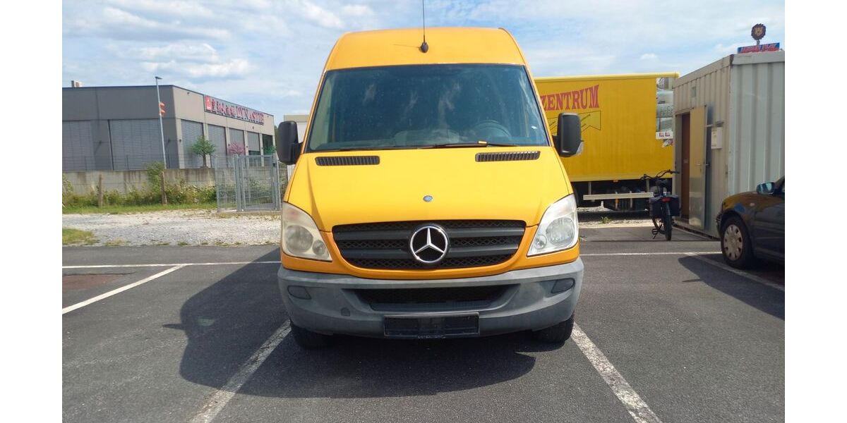 Mercedes-Benz Sprinter 292.000 km 5.999 &euro; Paderborn 33106