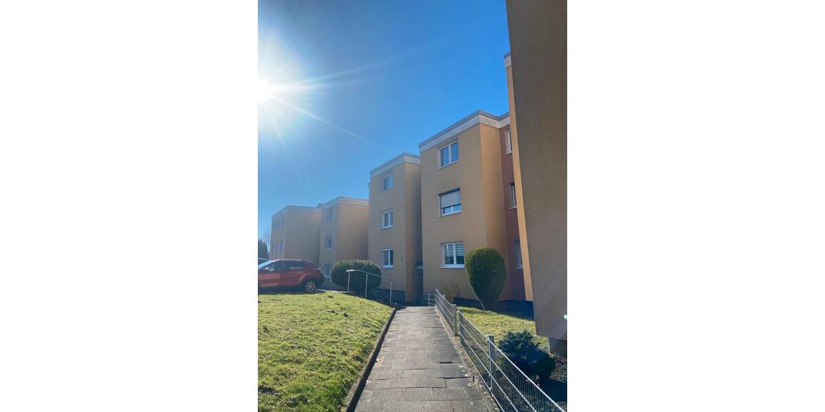 Etagenwohnung Detmold Hakedahl - 4 Zimmer, 8 m&sup2;, 147.000&euro; | Angebot:27624218