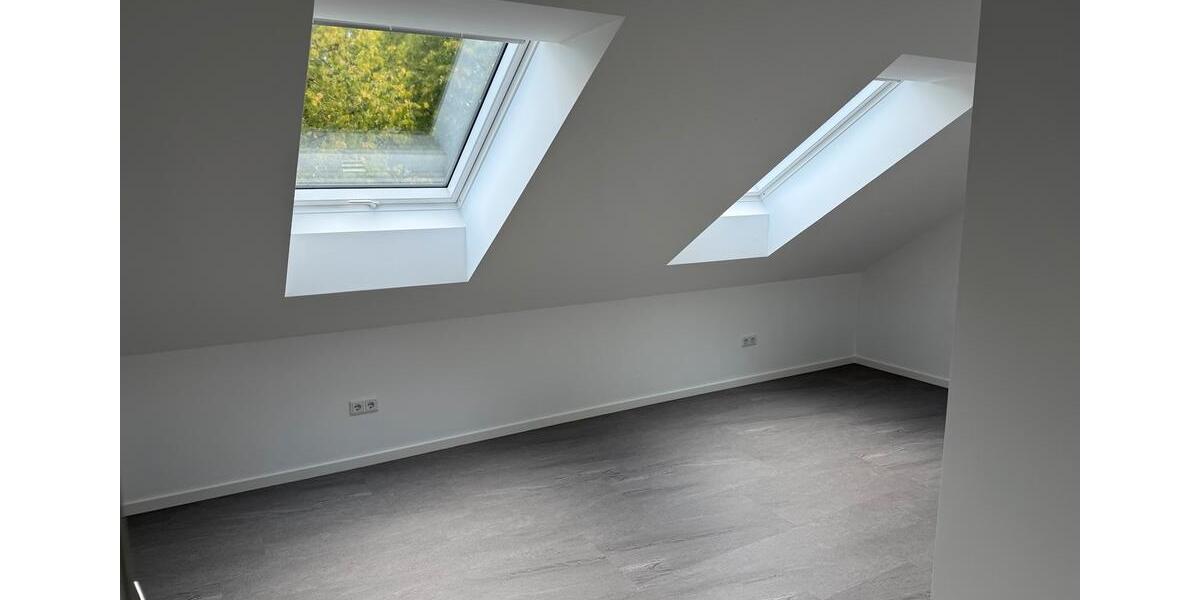 Dachgeschoßwohnung Bad Lippspringe - 3 Zimmer, 58 m&sup2;, 748&euro; | Angebot:27618593