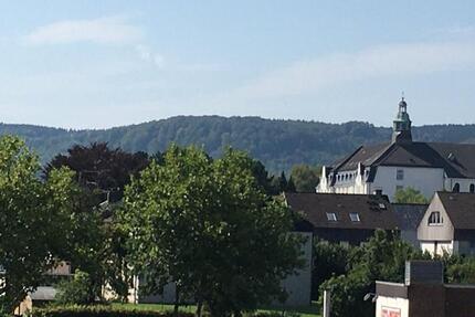 3-Zimmer Wohnung im 1. OG, im Zentrum von Bad Driburg zimmer