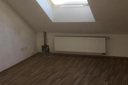 Wohnung Detmold - 1 Zimmer, 27 m&sup2;, 300&euro; | Angebot:25395128