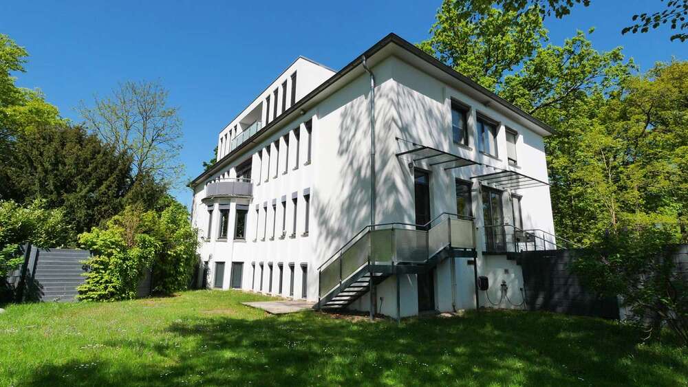 Etagenwohnung Bad Lippspringe - 4 Zimmer, 189 m&sup2;, 589.000&euro; | Angebot:26838245