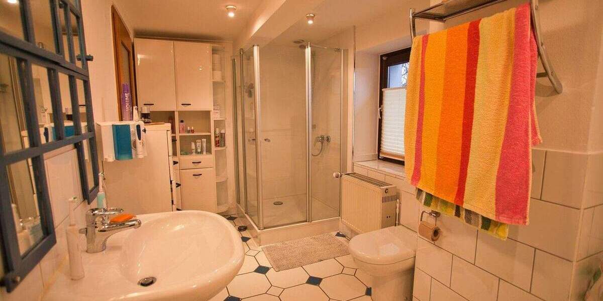 Bauernhaus, Landhaus Paderborn Benhausen - 7 Zimmer, 191 m&sup2;, 590.000&euro; | Angebot:25722320