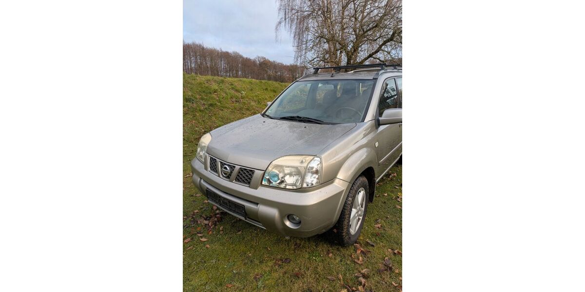 Nissan X-Trail 174.564 km 4.200 € Oerlinghausen 33813