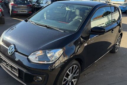 VW up! 167.000 km 2.999 &euro; Paderborn 33100