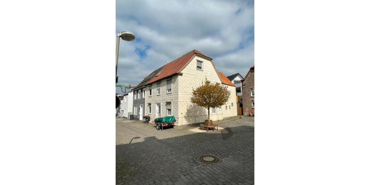 Einfamilienhaus Geseke - 10 Zimmer, 180 m&sup2;, 199.000&euro; | Angebot:26949676