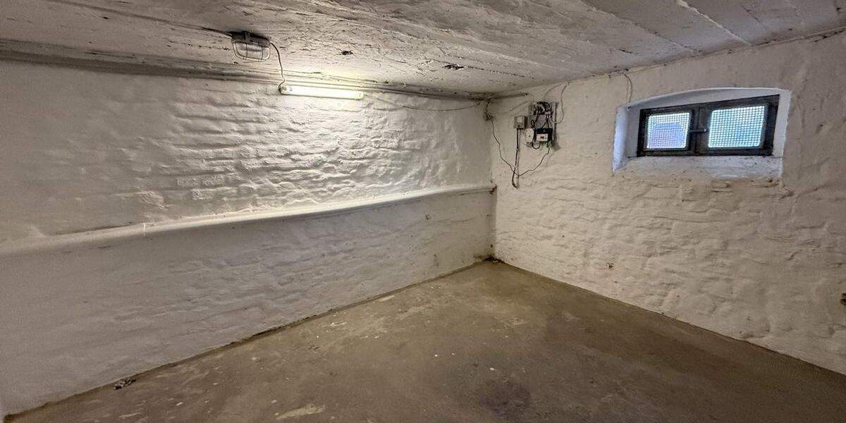 Etagenwohnung Paderborn Kernstadt - 2 Zimmer, 53 m&sup2;, 155.000&euro; | Angebot:25340684