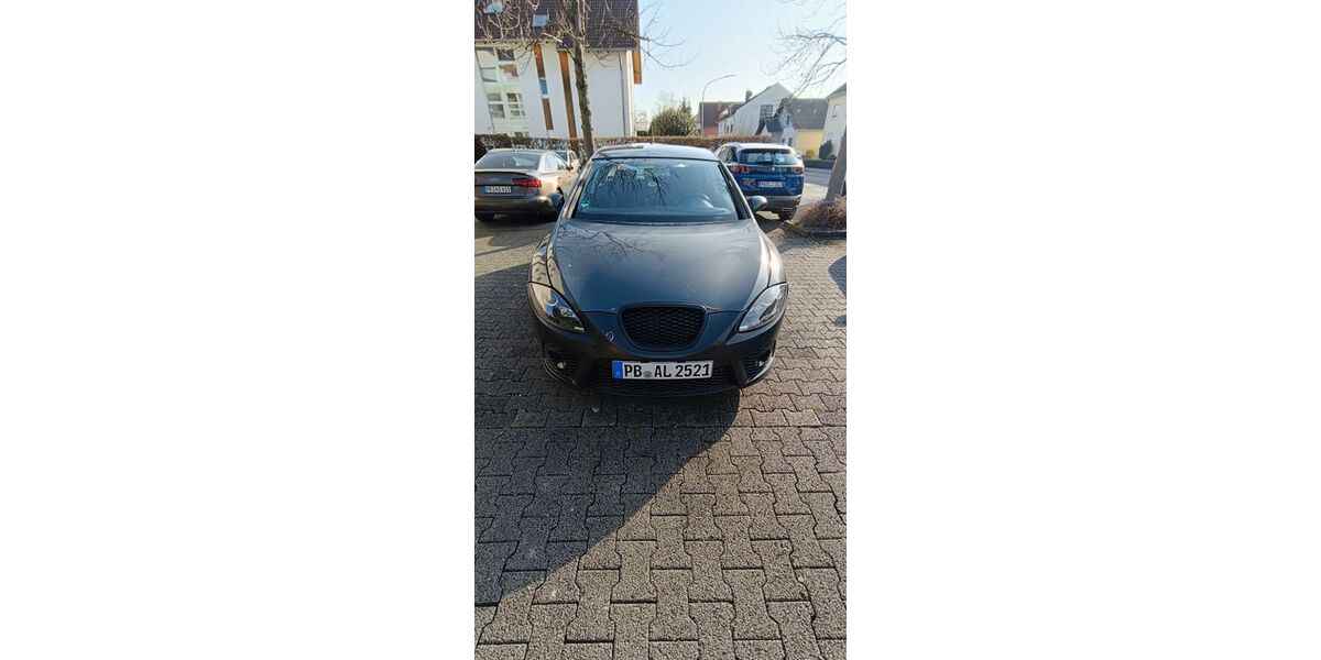Seat Leon 289.000 km 1.200 &euro; Paderborn 33102