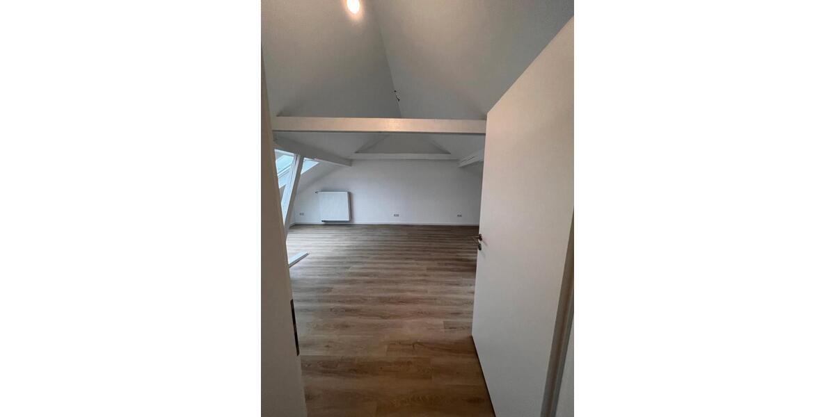 Maisonettenwohnung Paderborn - 4 Zimmer, 126 m&sup2;, 1.400&euro; | Angebot:27597389