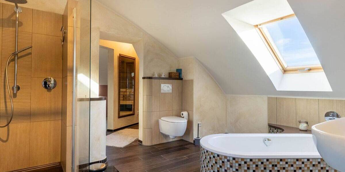 Einfamilienhaus Marsberg / Meerhof Meerhof - 9 Zimmer, 295 m&sup2;, 349.000&euro; | Angebot:26028204