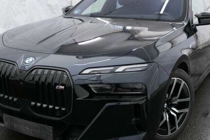 BMW i7 45.600 km 96.719 &euro; Paderborn 33100