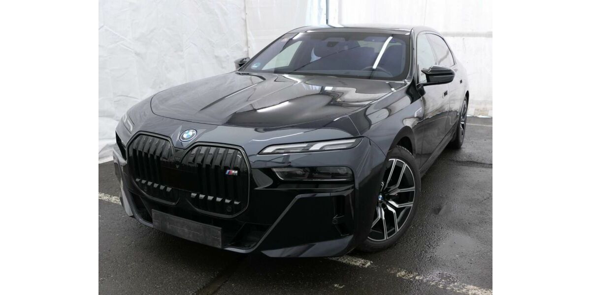 BMW i7 45.600 km 96.719 &euro; Paderborn 33100