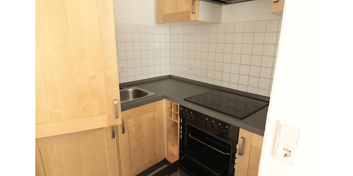 Büro mit Küche, Balkon und Parkplatz in Paderborn zimmer