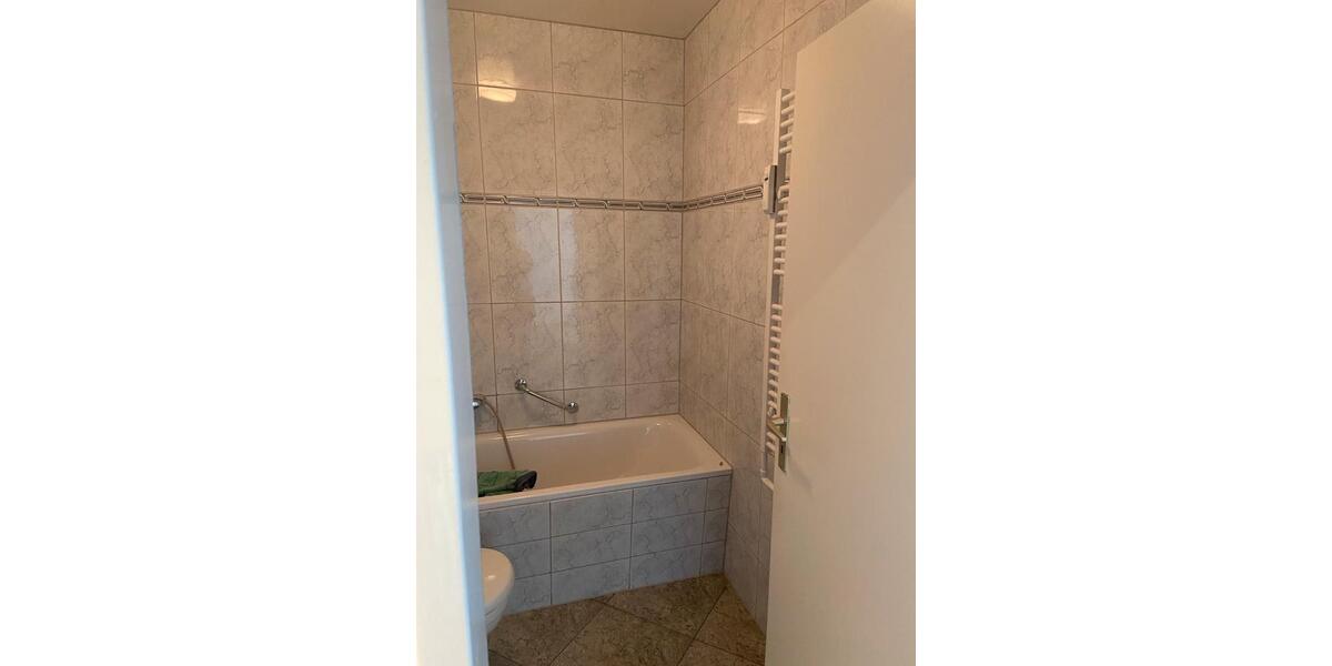 Etagenwohnung Detmold Hakedahl - 4 Zimmer, 82 m&sup2;, 147.000&euro; | Angebot:26598486