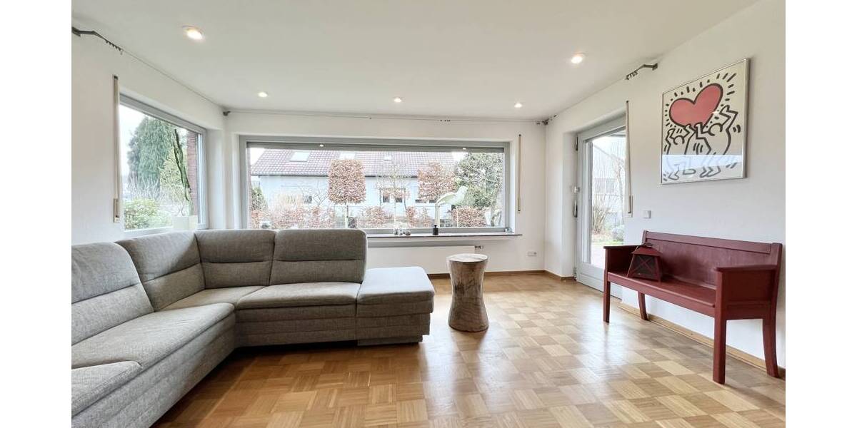 Einfamilienhaus Detmold Diestelbruch - 6 Zimmer, 219 m&sup2;, 525.000&euro; | Angebot:26081142