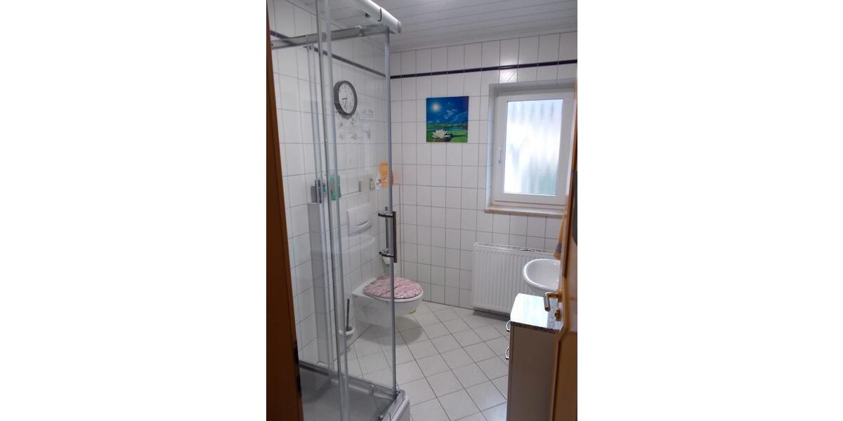 Einfamilienhaus Willebadessen - 5 Zimmer, 150 m&sup2;, 330.000&euro; | Angebot:26090077