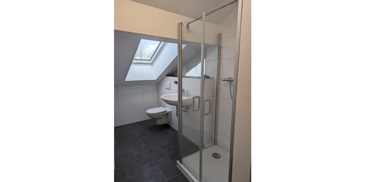 Dachgeschoßwohnung Paderborn Univiertel - 2 Zimmer, 45 m&sup2;, 655&euro; | Angebot:26411510
