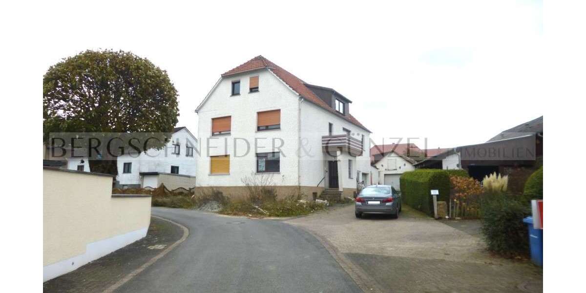 Einfamilienhaus Altenbeken - 12 Zimmer, 290 m&sup2;, 89.000&euro; | Angebot:24577086