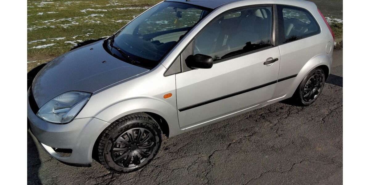 Ford Fiesta 101.000 km 1.985 &euro; Willebadessen 34439