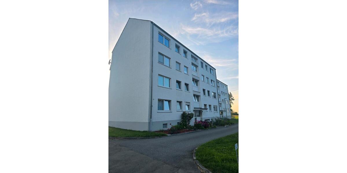 Etagenwohnung Marsberg - 3 Zimmer, 76 m&sup2;, 75.000&euro; | Angebot:27044152