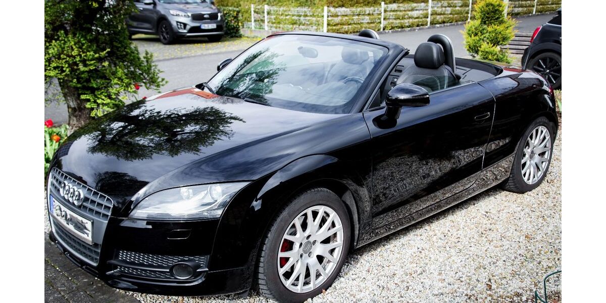 Audi TT 161.300 km 7.825 &euro; Paderborn 33100