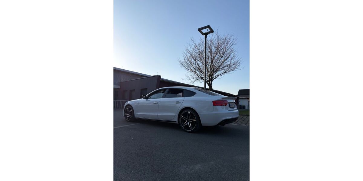 Audi A5 129.000 km 21.250 &euro; Delbrück 33129