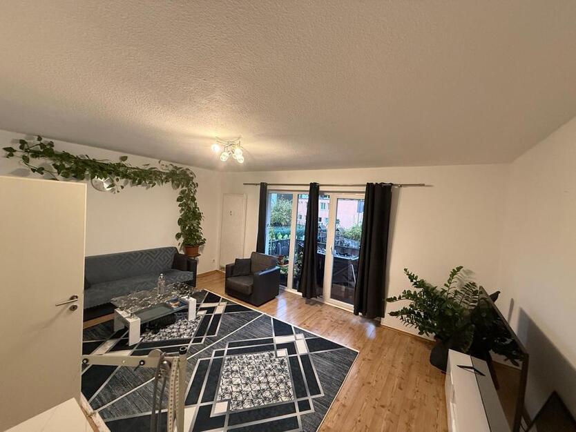 Geräumige 4 Zimmer Wohnung zimmer
