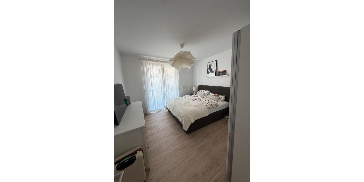 Etagenwohnung Paderborn Neuenbeken - 2 Zimmer, 84 m&sup2;, 1.000&euro; | Angebot:26193518