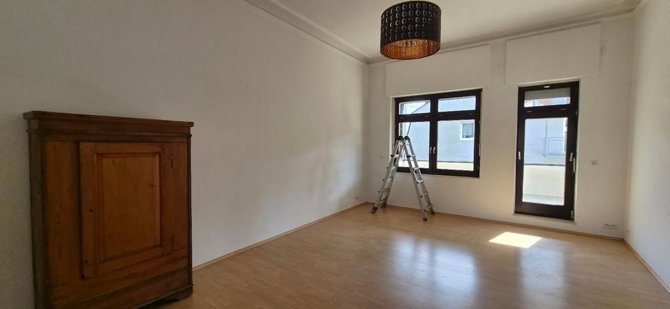 Etagenwohnung Lippstadt - 5 Zimmer, 154 m&sup2;, 1.375&euro; | Angebot:27600520
