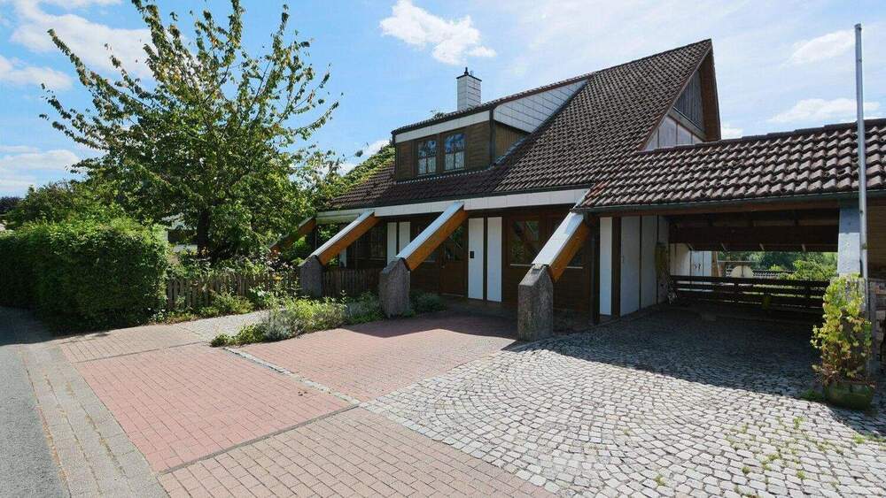 Einfamilienhaus Bad Wünnenberg Fürstenberg - 6 Zimmer, 218 m&sup2;, 329.000&euro; | Angebot:25213982