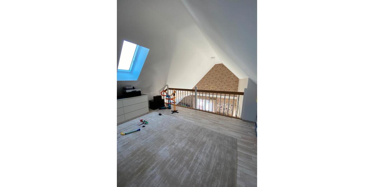 Dachgeschoßwohnung Paderborn Elsen - 4 Zimmer, 135 m&sup2;, 520.000&euro; | Angebot:26423527