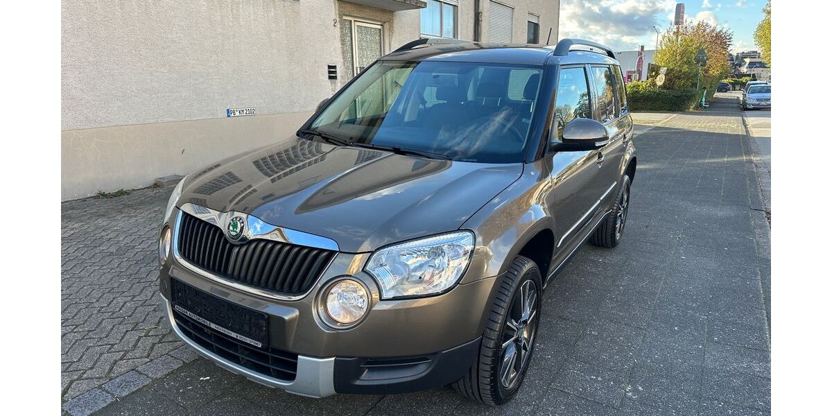 Skoda Yeti 89.000 km 7.399 € Paderborn 33100