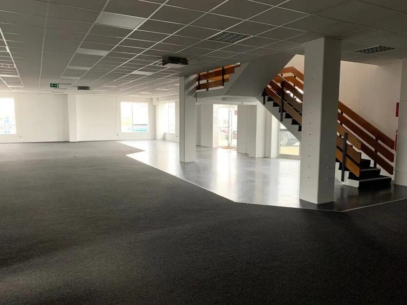 Professionelle Einzelhandelsfläche im EG (F70-0-3) in Paderborn 350m² zimmer