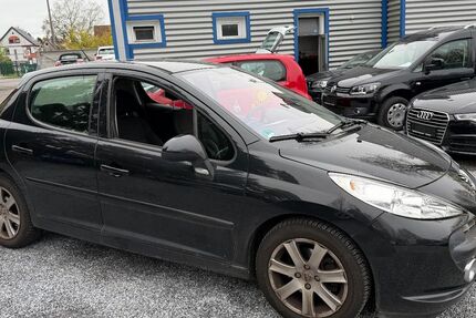 Peugeot 207 279.000 km 999 &euro; Detmold 32758