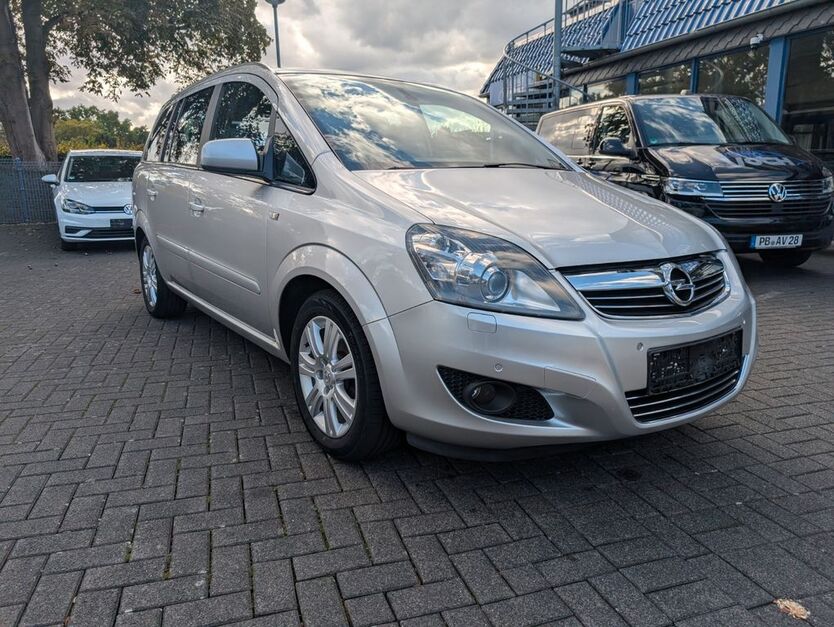 Opel Zafira 150.000 km 6.990 € Büren 33142