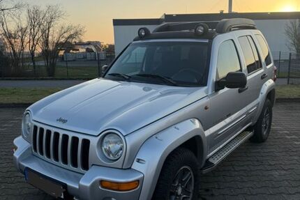 Jeep Cherokee 205.000 km 4.650 &euro; Altenbeken 33184