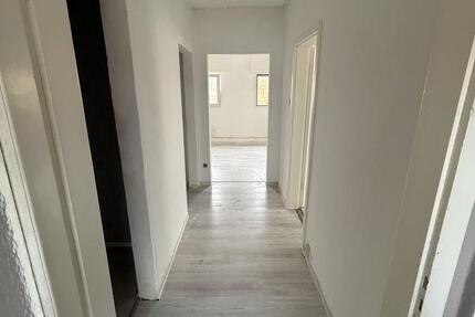 Wohnung Delbrück - 5 Zimmer, 120 m&sup2;, 1.260&euro; | Angebot:25756670