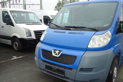 Peugeot Boxer 268.100 km 4.490 &euro; Paderborn 33104