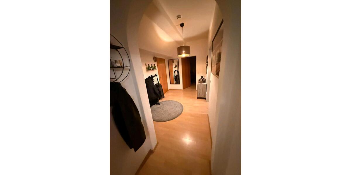 Etagenwohnung Detmold Hakedahl - 3 Zimmer, 80 m&sup2;, 840&euro; | Angebot:26223483