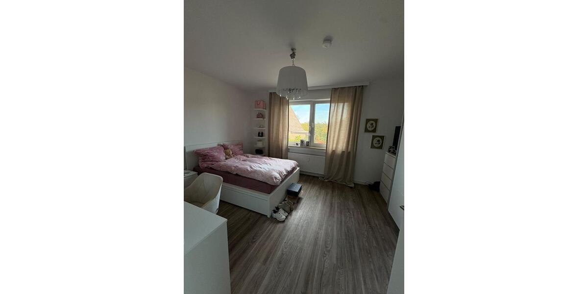 Etagenwohnung Bad Lippspringe - 5 Zimmer, 155 m&sup2;, 1.600&euro; | Angebot:27581416