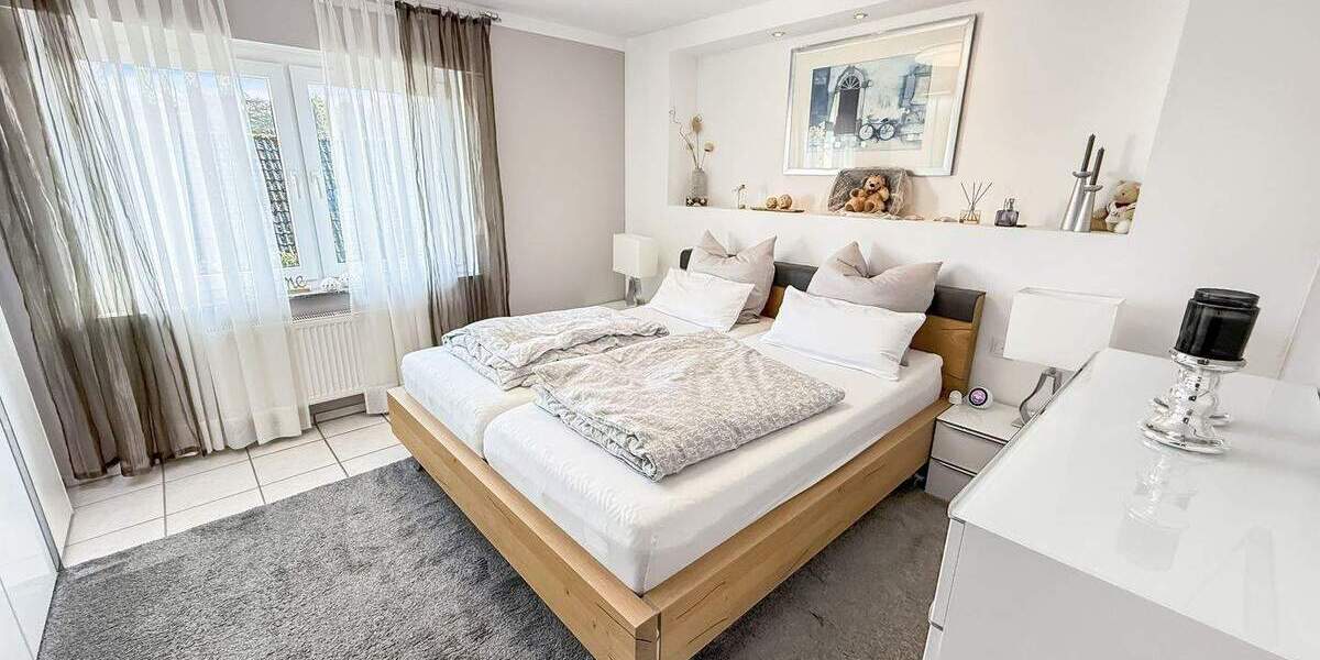 Mehrfamilienhaus, Wohnhaus Oerlinghausen Lipperreihe - 6 Zimmer, 182 m&sup2;, 469.000&euro; | Angebot:25037842