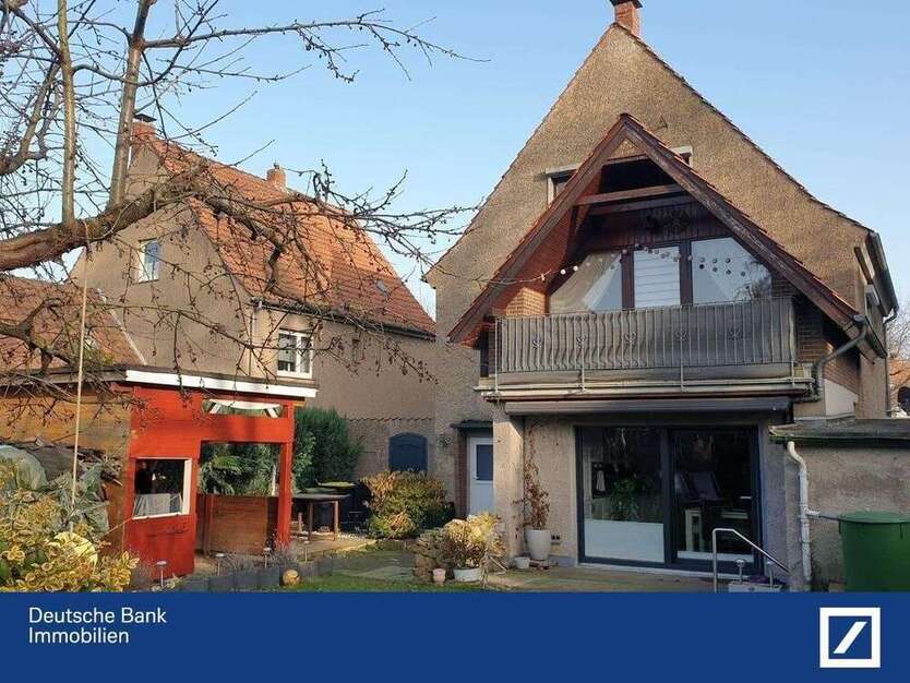 Haus zum Kaufen in Blomberg 234.000 € 198 m²